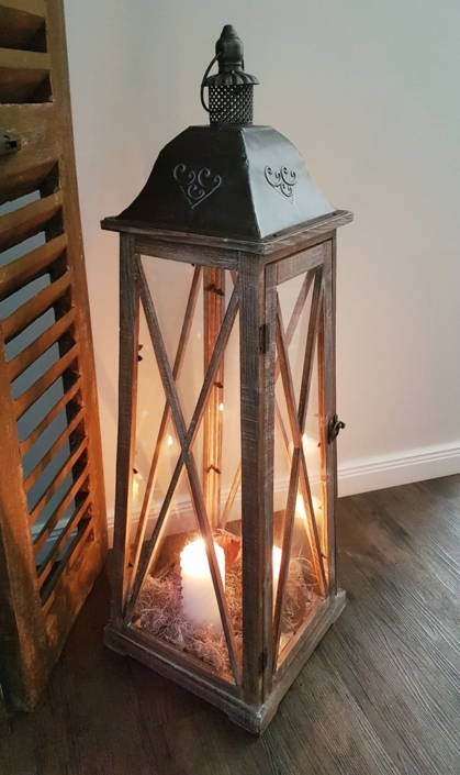 XXL Holz Laterne mit Metalldach – braun – 90 cm – Dekodreams Wolf