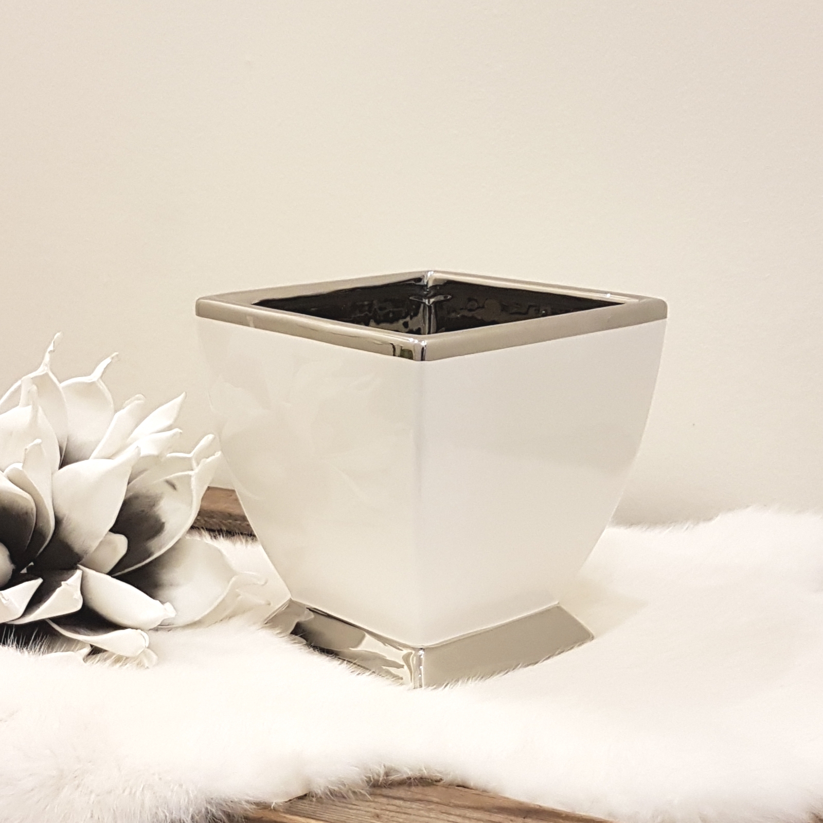 Tischvase / Übertopf Keramik quadratisch weiß / silber Höhe 16
