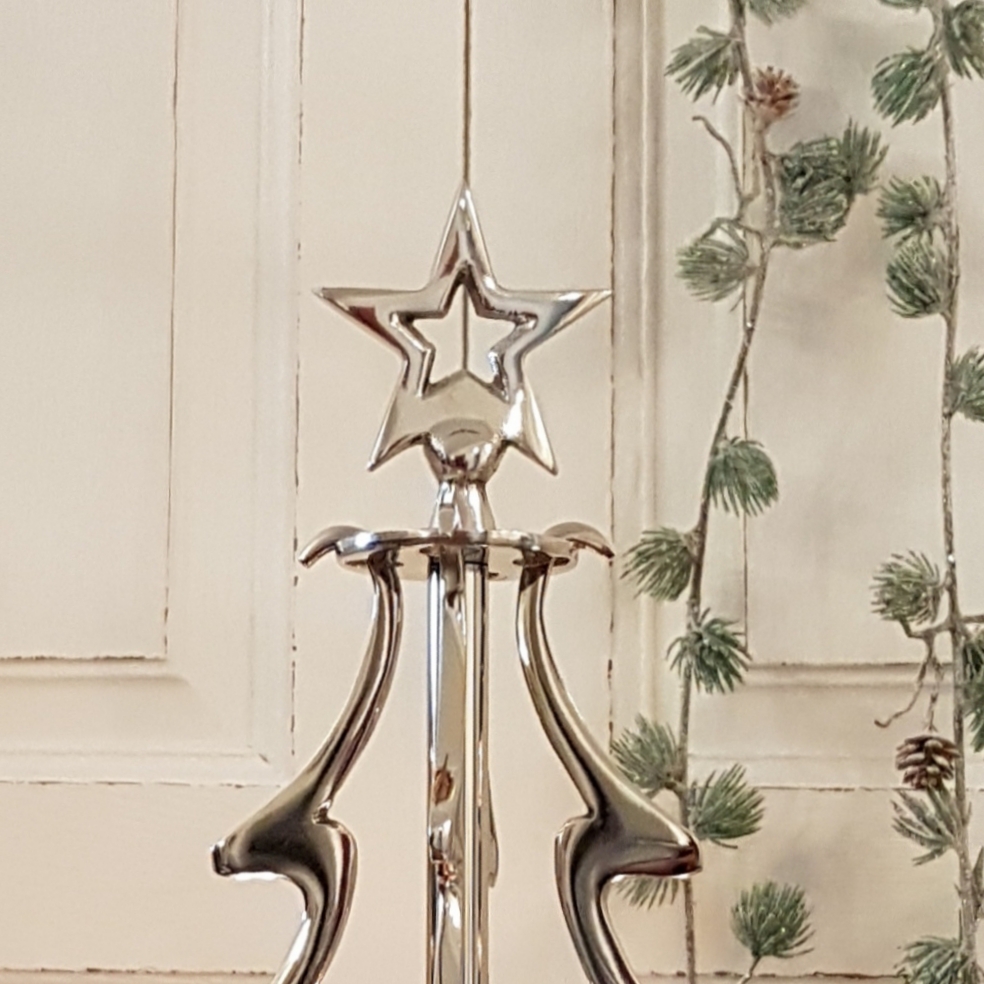 Cor Mulder  hngender Adventskranz  Weihnachtsbaum  Aluminium poliert   Hhe 34 cm  Dekodreams Wolf