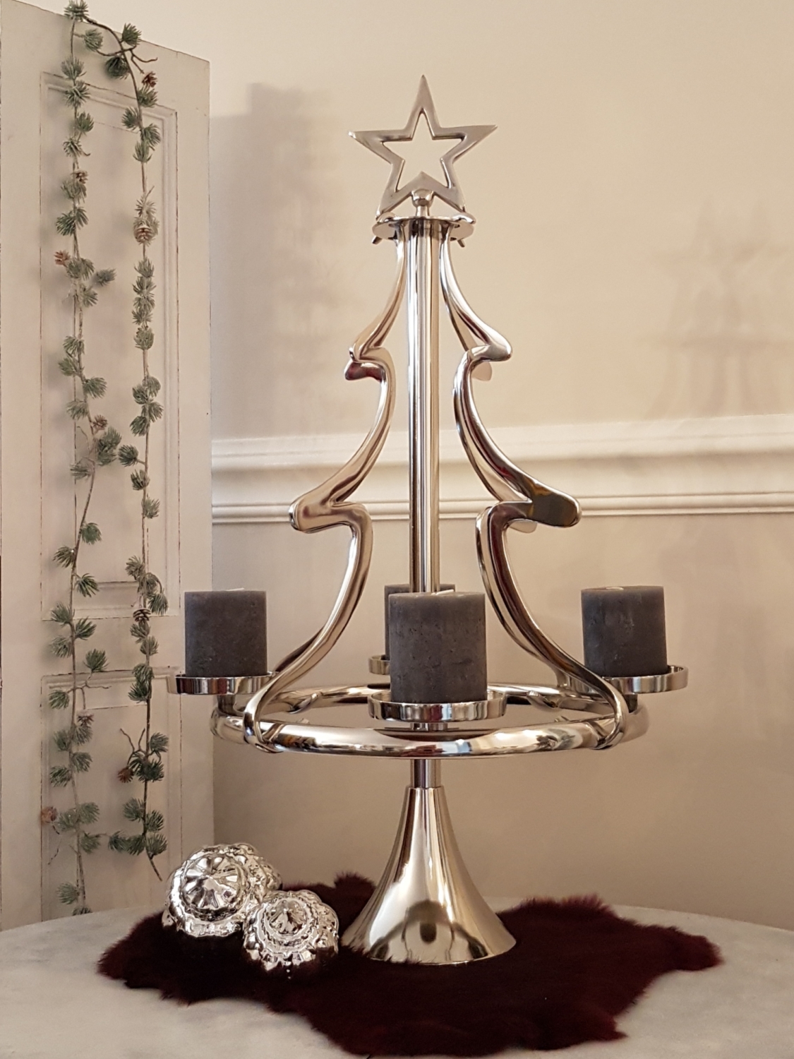 Cor Mulder hängender Adventskranz Weihnachtsbaum Aluminium