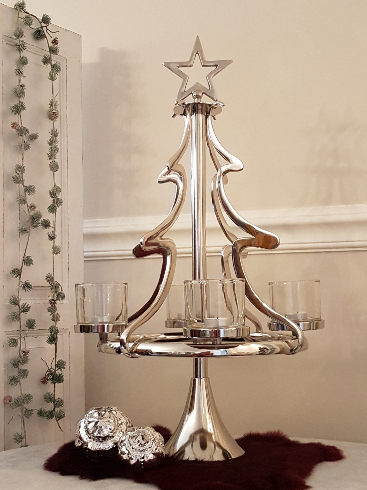Cor Mulder hängender Adventskranz Weihnachtsbaum Aluminium