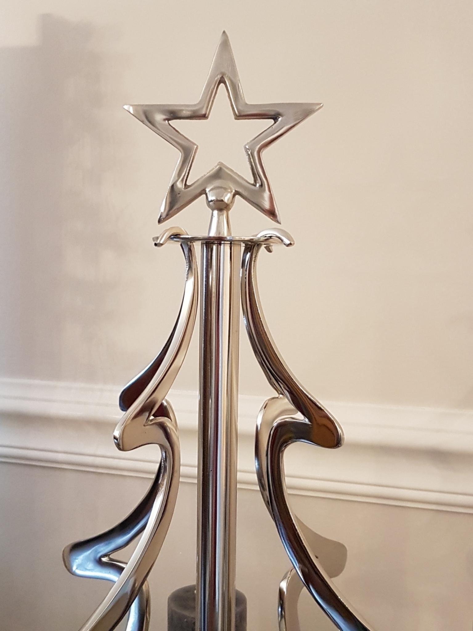 Cor Mulder hängender Adventskranz Weihnachtsbaum Aluminium