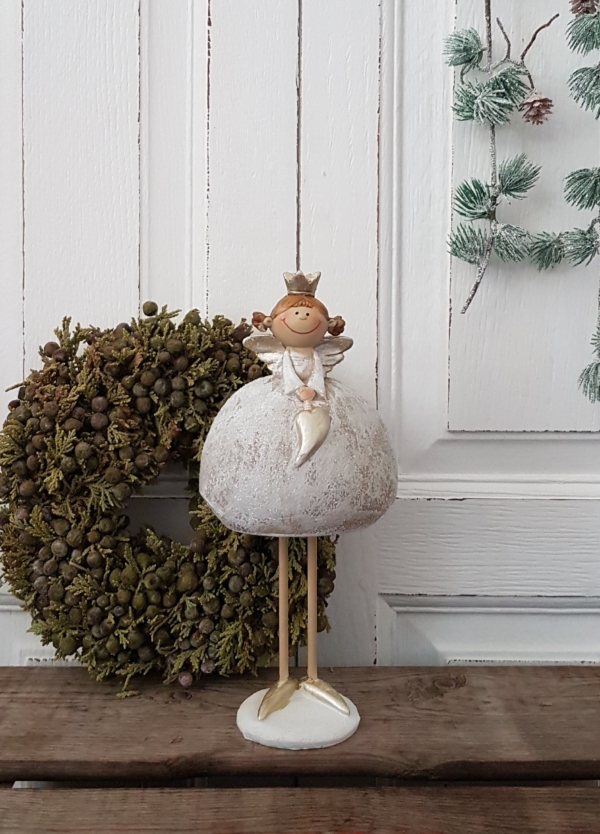 Deko-Engel mit Krone und Herz - grau - 20 cm