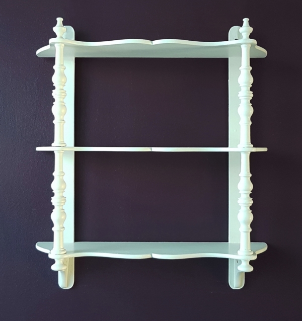 altes Wandregal - weiß - Höhe 63 cm - Shabby Chic – Bild 3