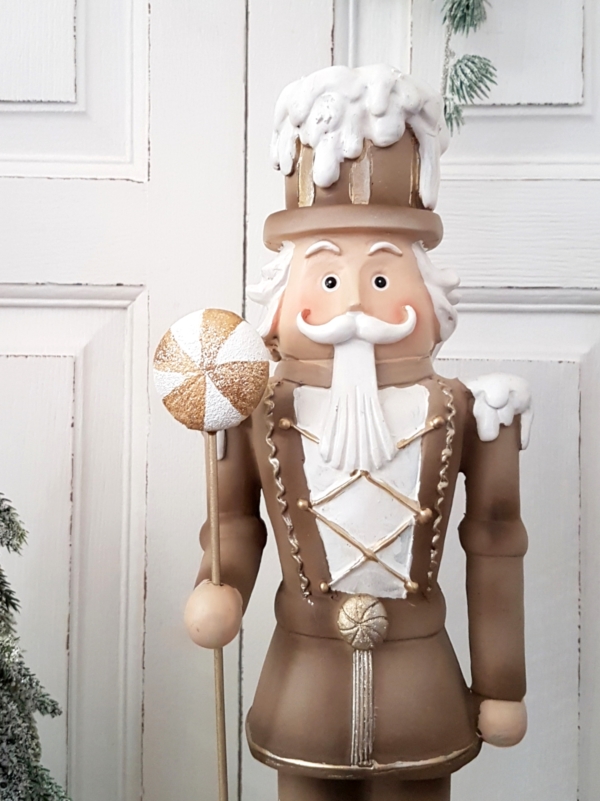 großer nostalgischer Nussknacker mit Golddekor - braun - Höhe 41 cm – Bild 5