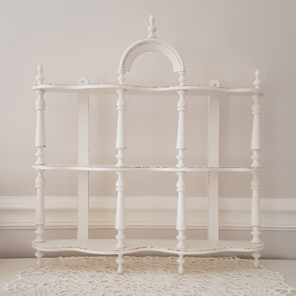 altes Wand- oder Standregal - weiß - Höhe 64 cm - Shabby Chic – Bild 4