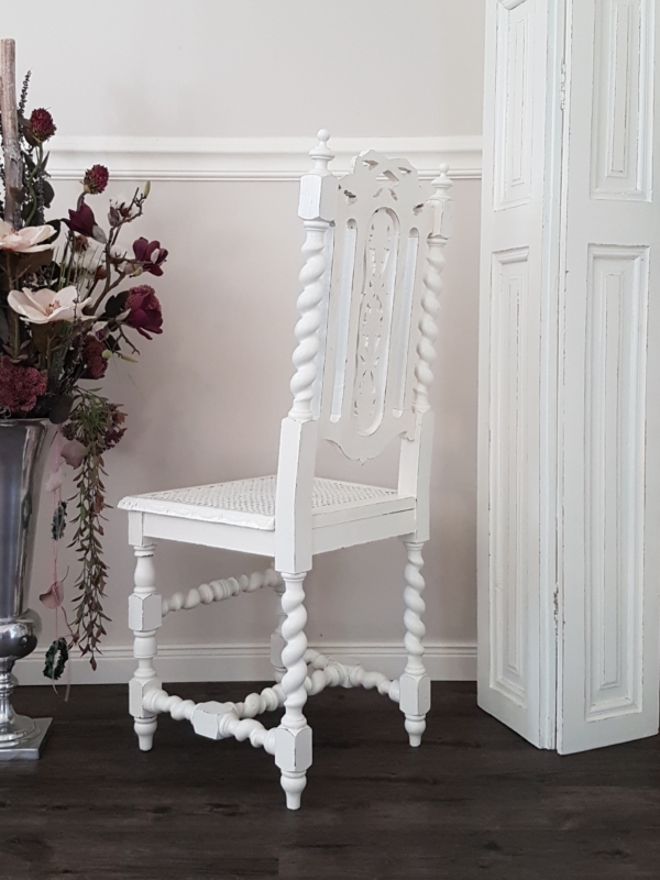 Antiker Gründerzeit-Stuhl mit Original Wiener Geflecht und aufwendiger Schnitzerei - weiß - Shabby Chic – Bild 5