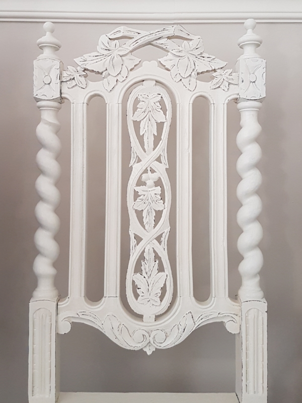 Antiker Gründerzeit-Stuhl mit Original Wiener Geflecht und aufwendiger Schnitzerei - weiß - Shabby Chic – Bild 4