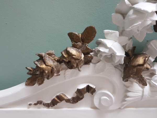 antike Türkrone / Schrankkrone "Rosen" - Holz - weiß / antikgold - Breite 90 cm - Shabby Chic - Vintage – Bild 5